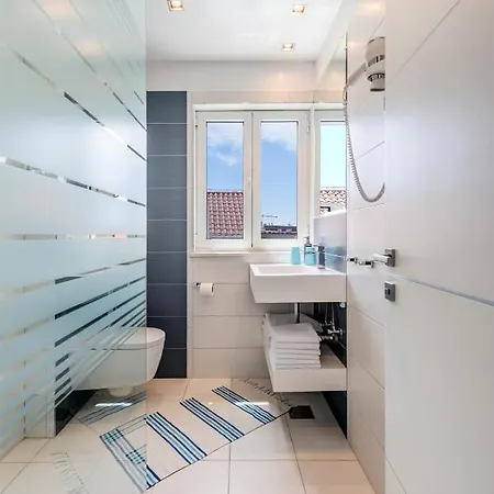 アパート Rex Exclusive